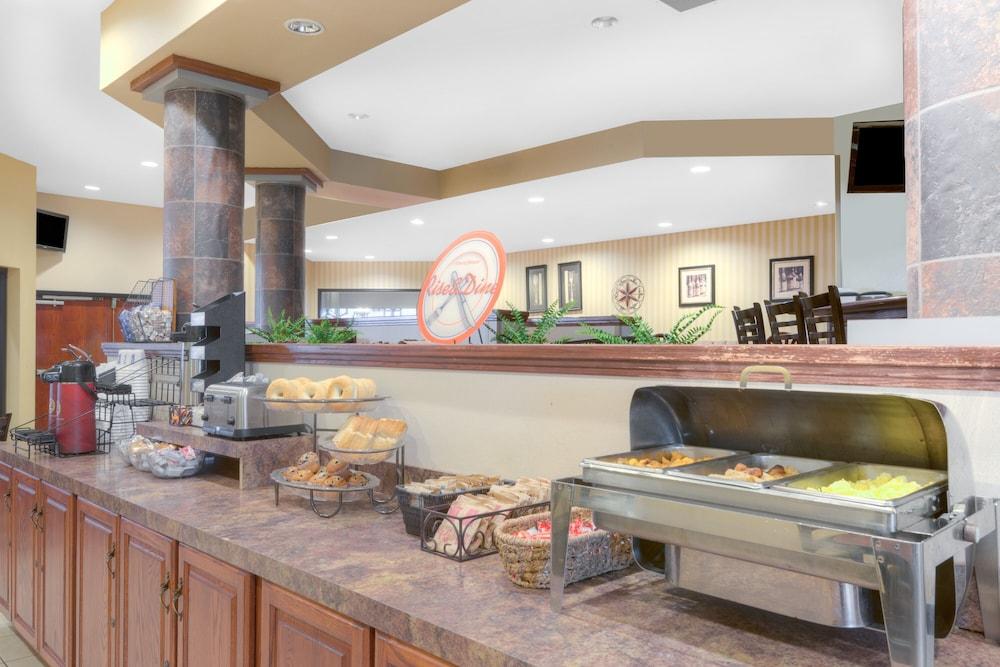 Howard Johnson By Wyndham Lima Extérieur photo